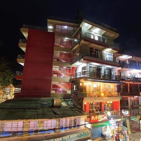 Paila Hostel Lakeside Pokhara Exterior photo